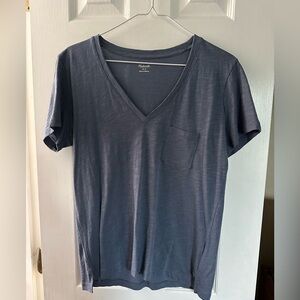Madewell v neck size small